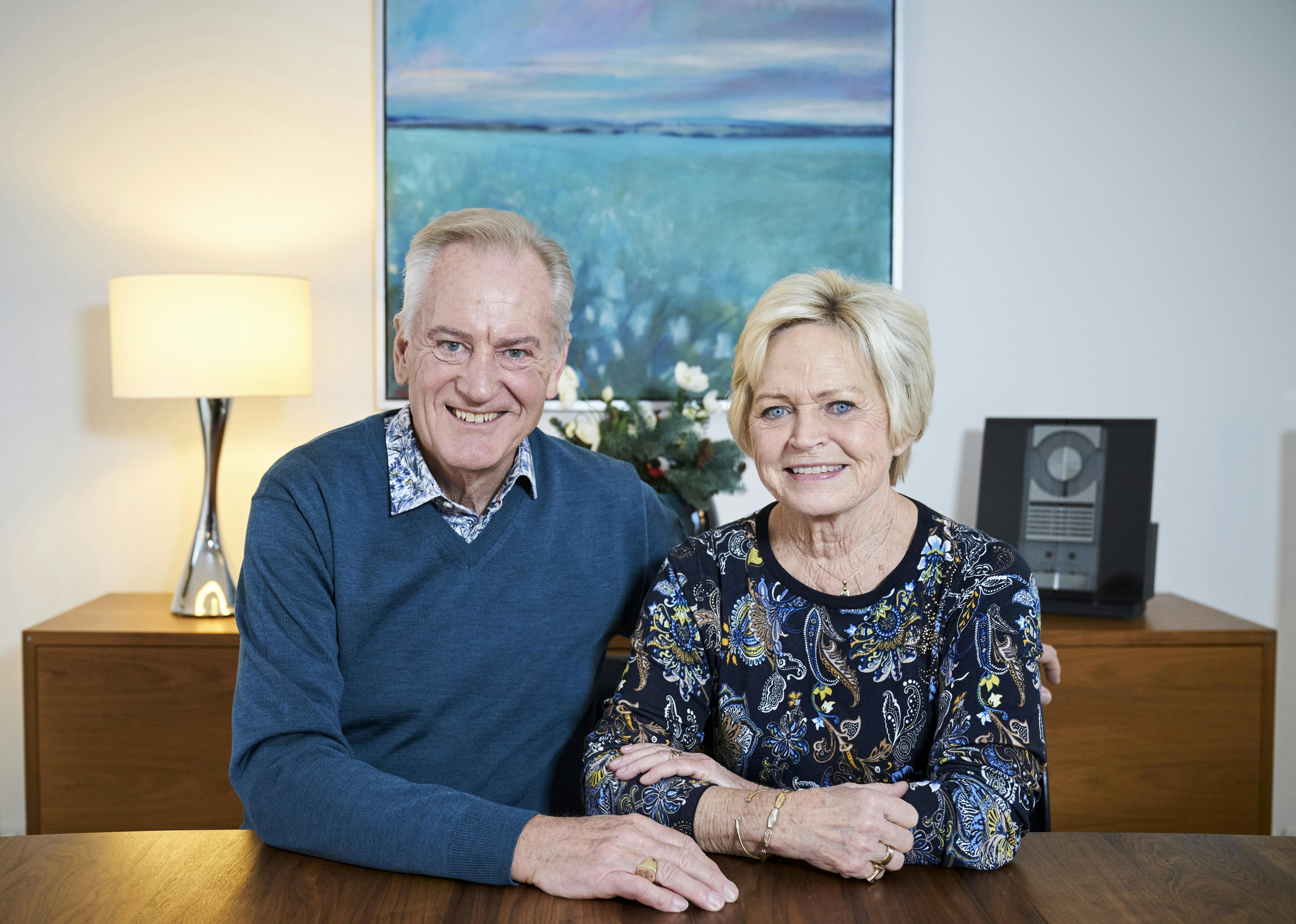 Opgave: Juleinterview med Keld og Hilda Sted: Hjemme hos dem. Bueager 41, Trørød, 2950 Vedbæk Tid: Klokken 10.00 – Det tager nok et par timer Jour: Sara Nørgaard, 50761554 Video og straksfoto: Nej tak.  Foto: ?  Fotograf: Søren Jul Lamberth/Aller Foto & Video