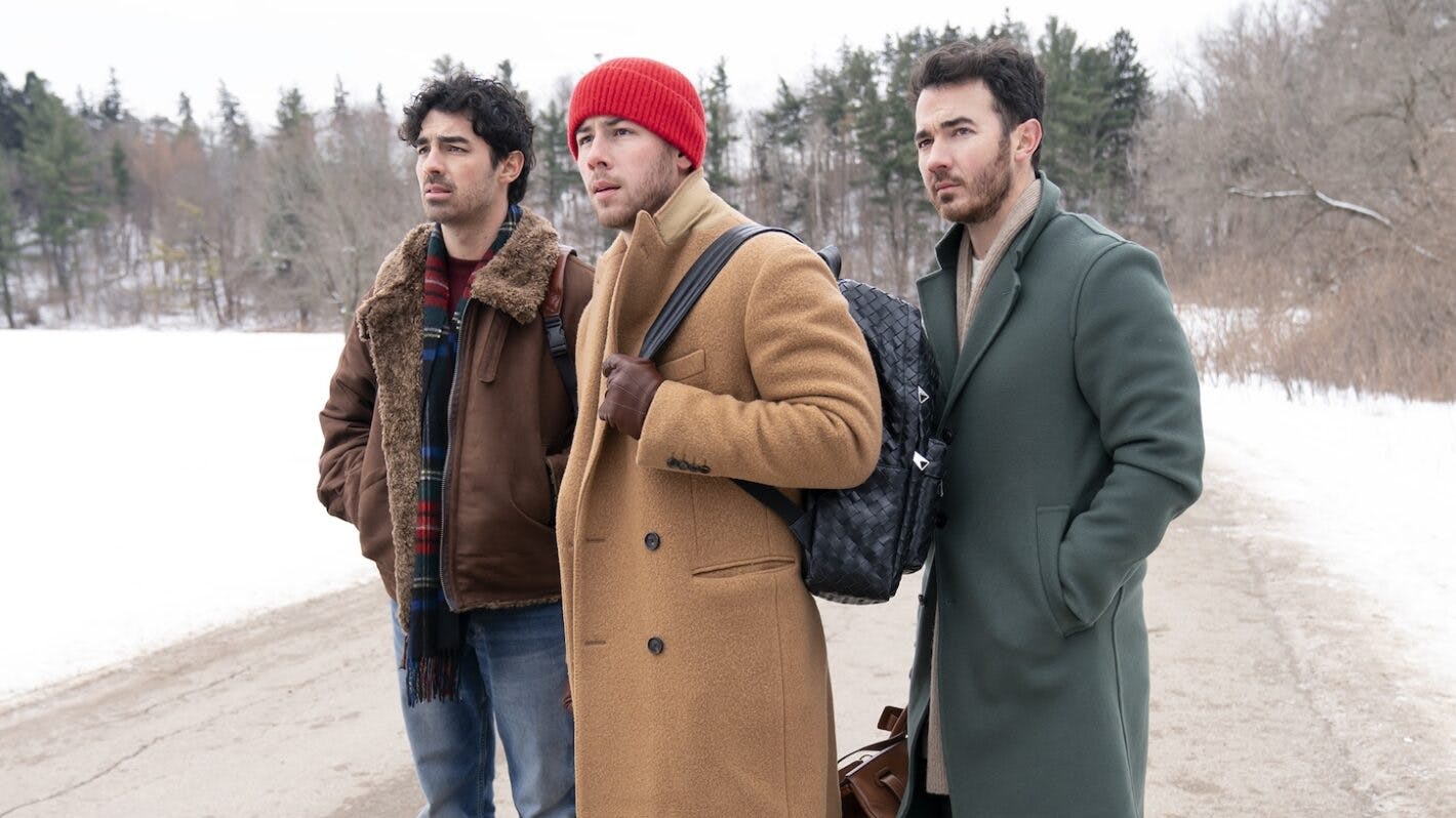 https://imgix.femina.dk/2025-11-17/Joe-Jonas-Nick-Jonas-Kevin-Jonas-A-Very-Jonas-Christmas-Movie-Disney-plus-November-14-2025-1420x798.jpg