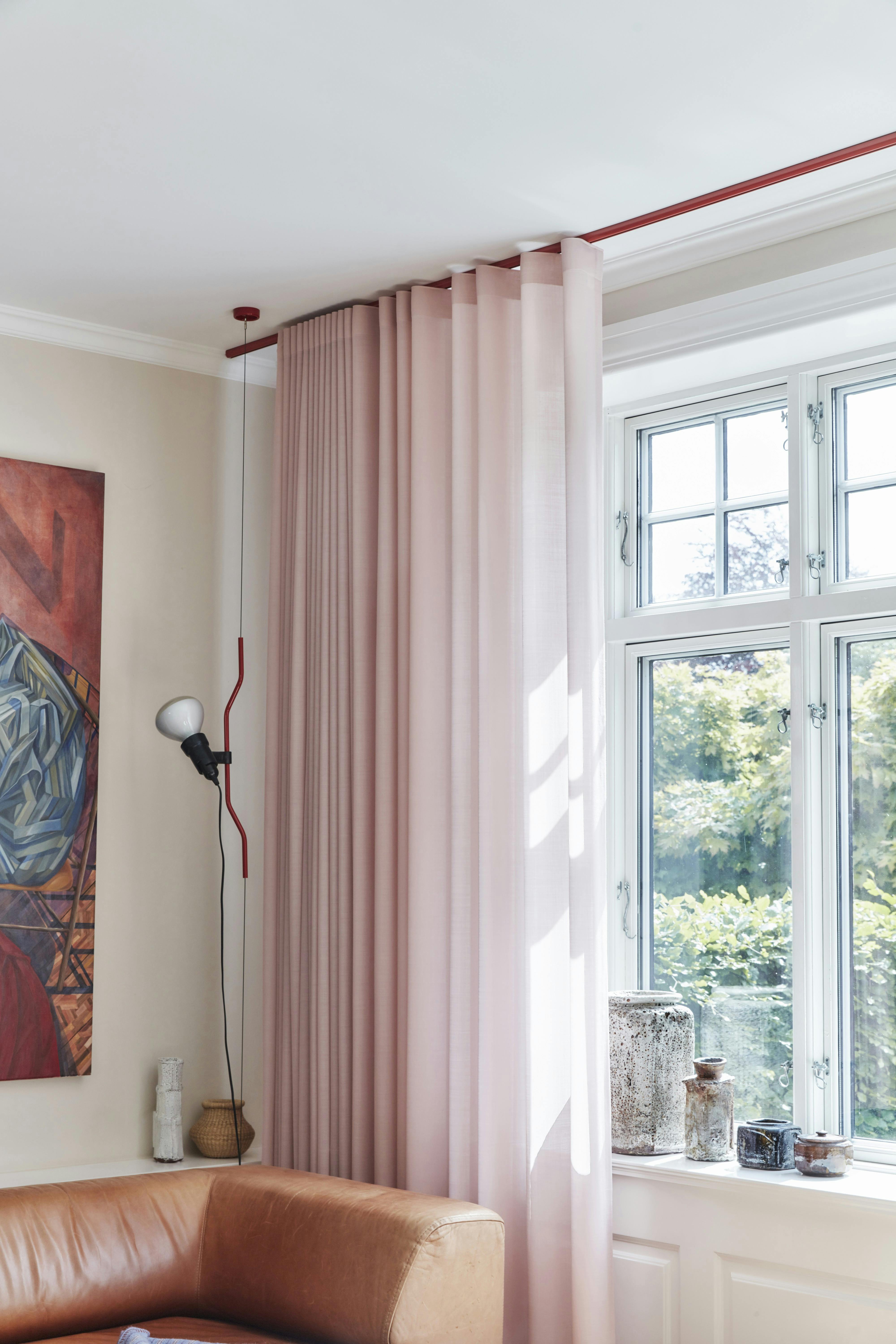 Bolig: The Unexpected Red Theory