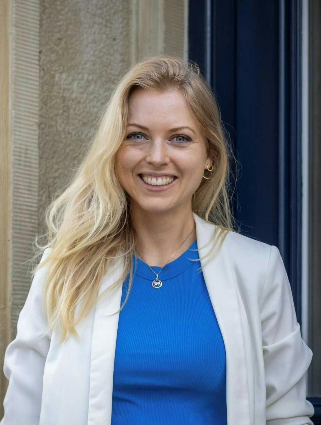 Vickie Isabella Westen.