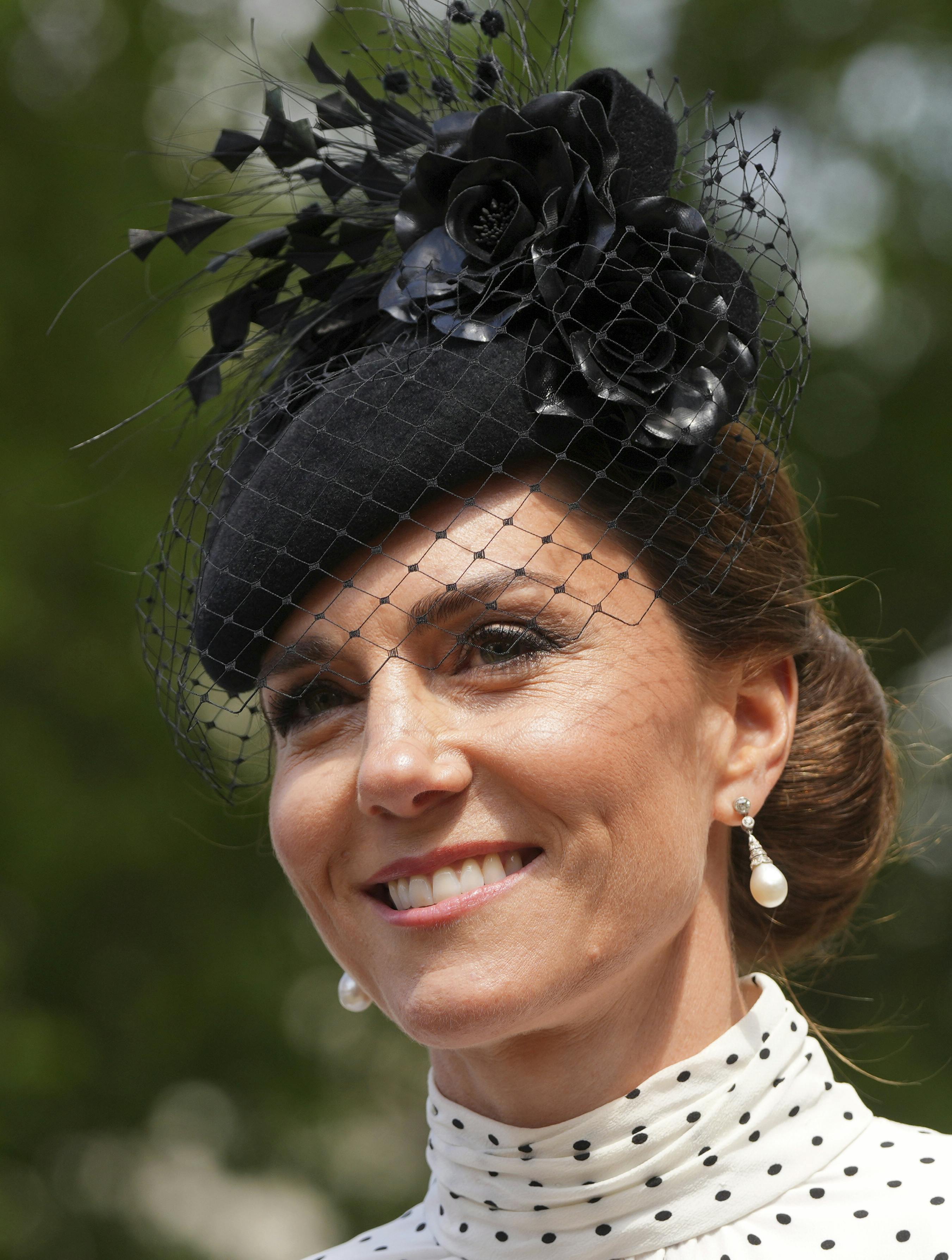 Britain's Kate, Princess of Wales, leaves after attending a Service of Thanksgiving at Westminster Abbey on V-E Day in London, Thursday, May 8, 2025.(AP Photo/Kirsty Wigglesworth)