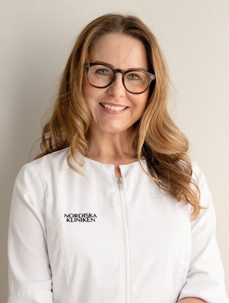 Anna Petrovic tatoveringsfjernelse