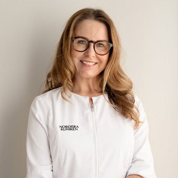 Anna Petrovic tatoveringsfjernelse