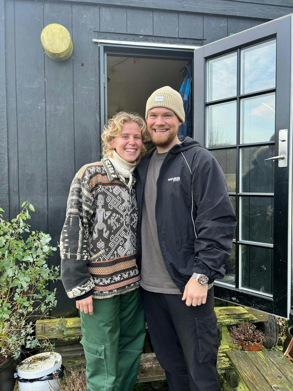 Pernille Løvvang Frederiksen og Kasper Mackenzie Bastie er gået fra 88 kvadratmeter til 14,5.