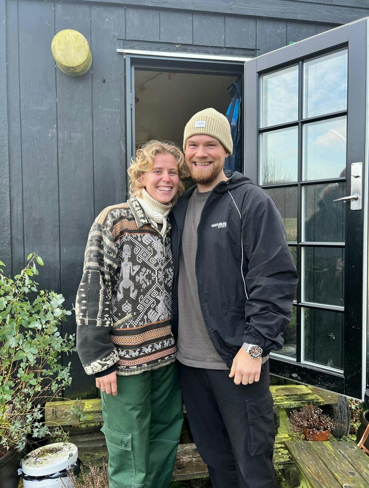 Pernille Løvvang Frederiksen og Kasper Mackenzie Bastie er gået fra 88 kvadratmeter til 14,5.