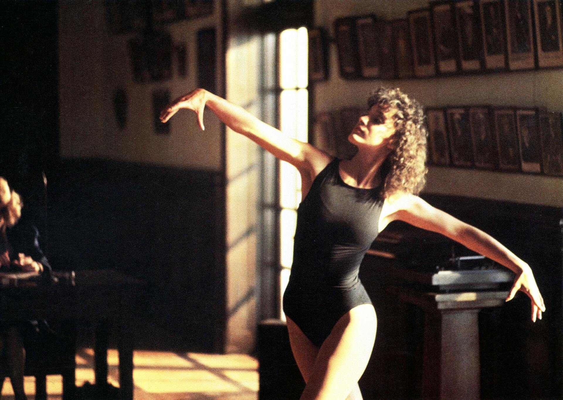 FLASHDANCE JENNIFER BEALS