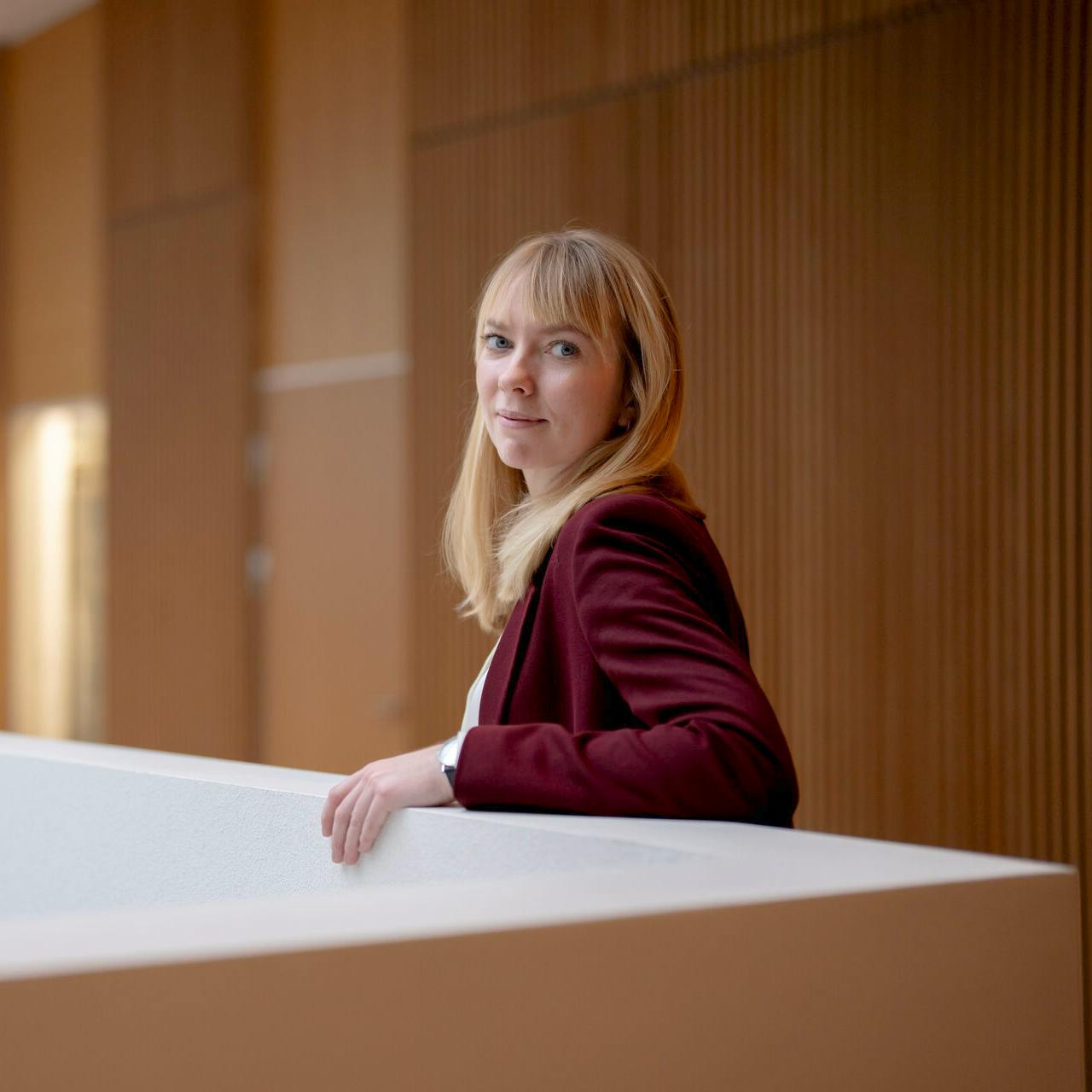 Privatøkonom i Nordea, Ida Marie Moesby, fortæller om, hvordan hun sparer op, Hun er 30 år og vil gerne have friheden til fleksibelt tilbagetrækning, til den tid.