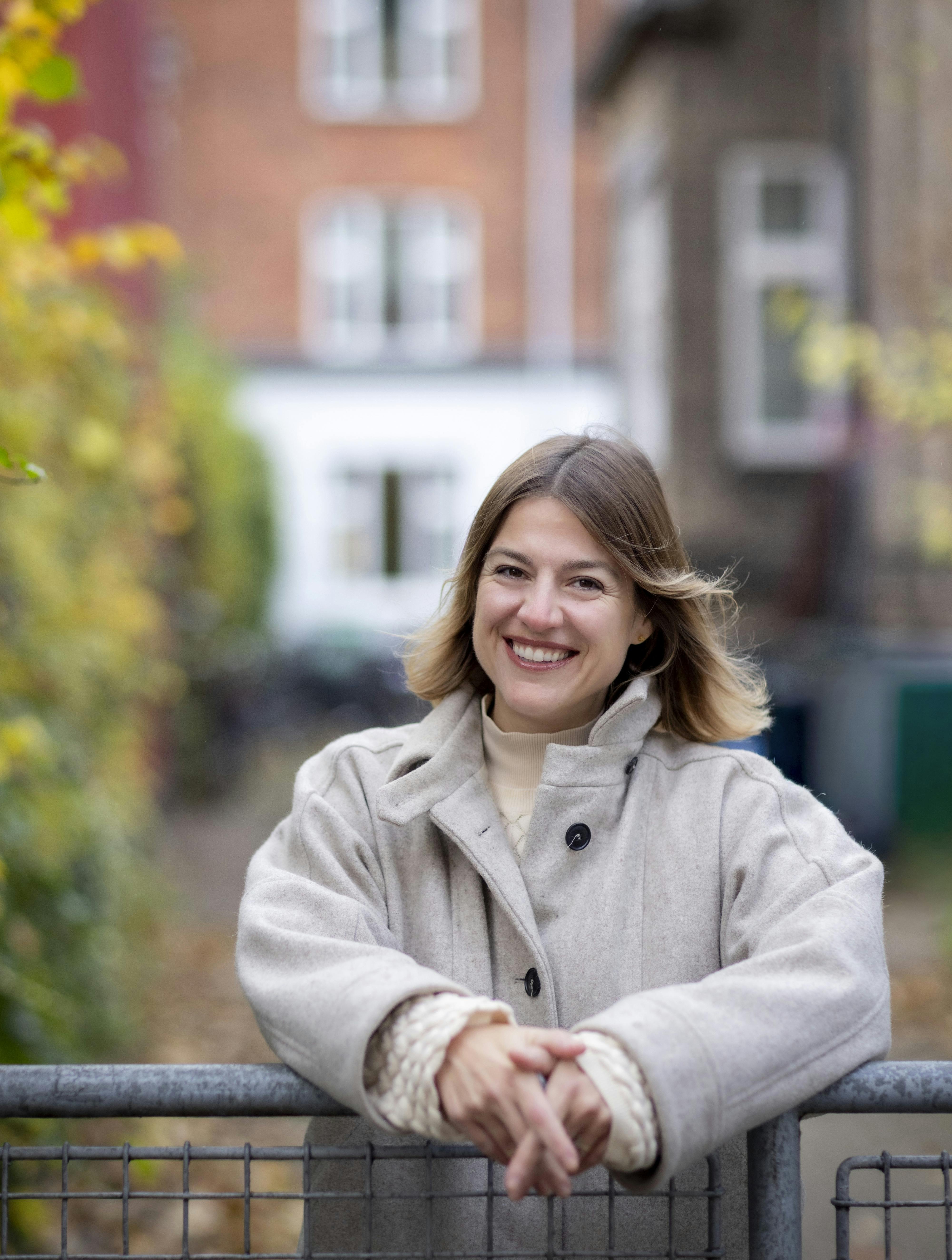 Brooke Black, høflighed