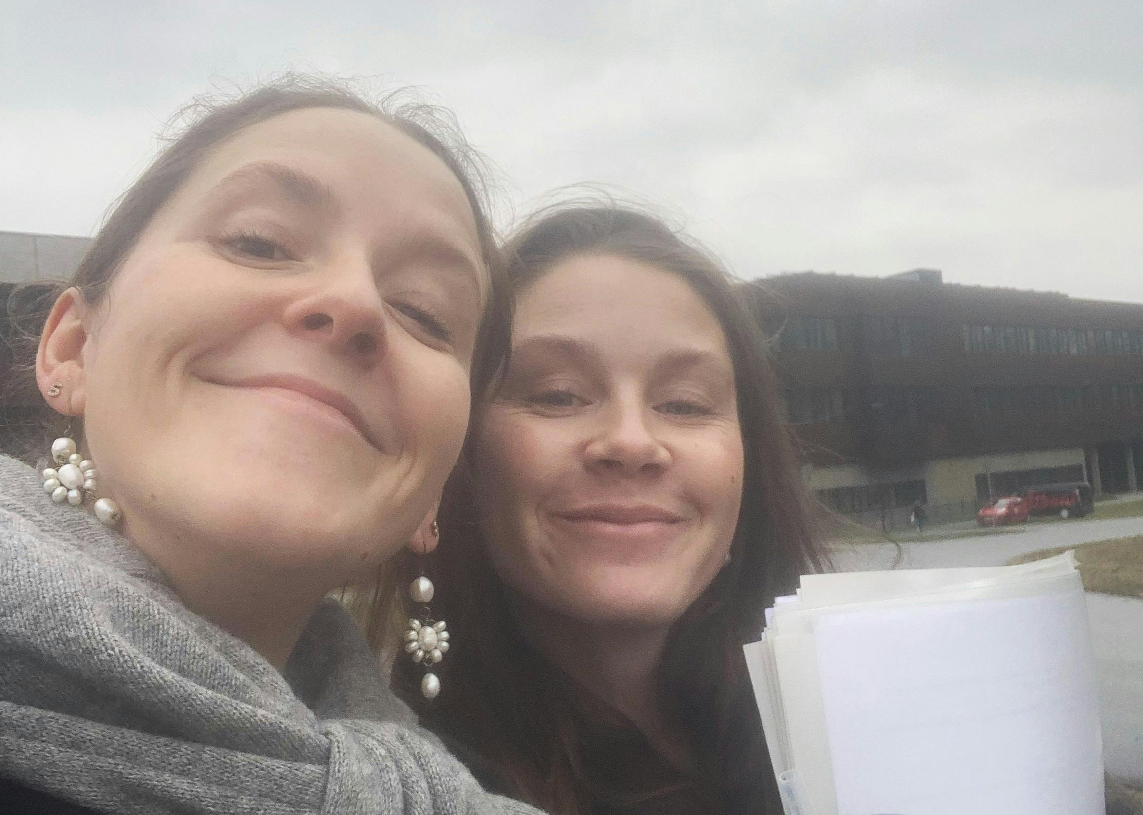 Louise Laura Højer Nielsen og Anna Caya Stenz