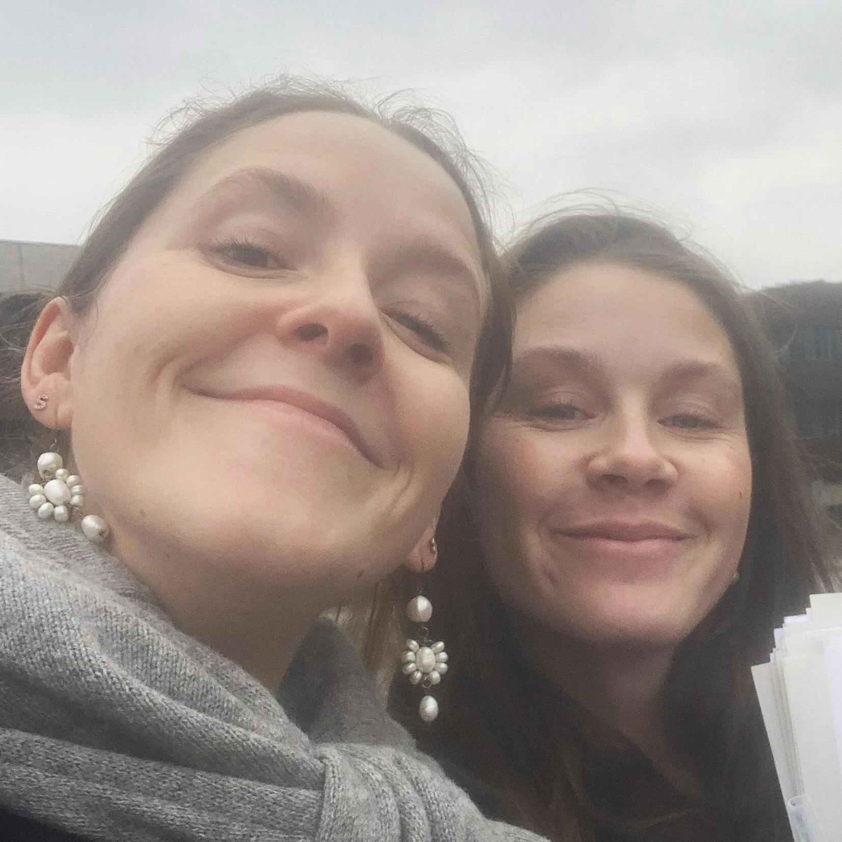 Louise Laura Højer Nielsen og Anna Caya Stenz