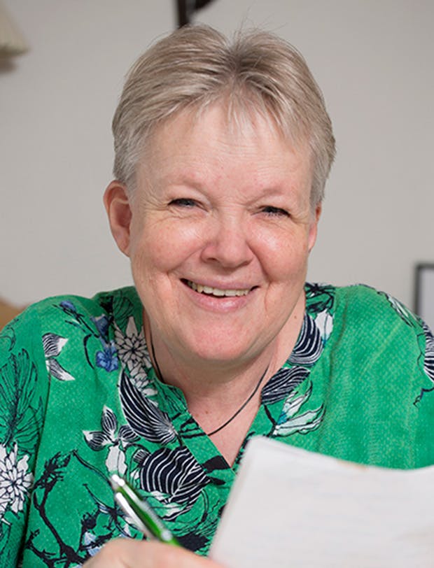 https://imgix.femina.dk/3-kvinder-samler-paa-birthe2.jpg