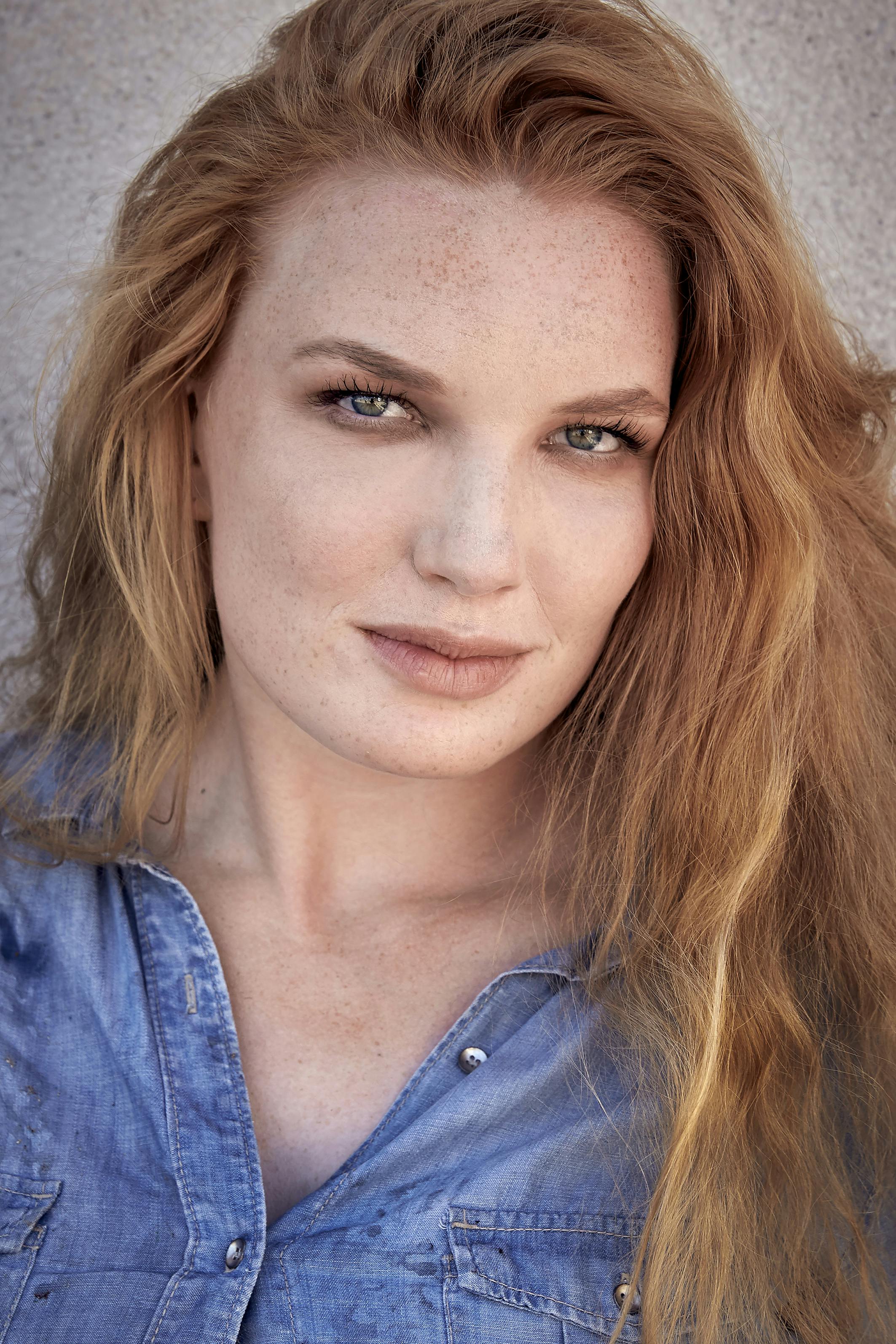 https://imgix.femina.dk/anne-mette.jpg