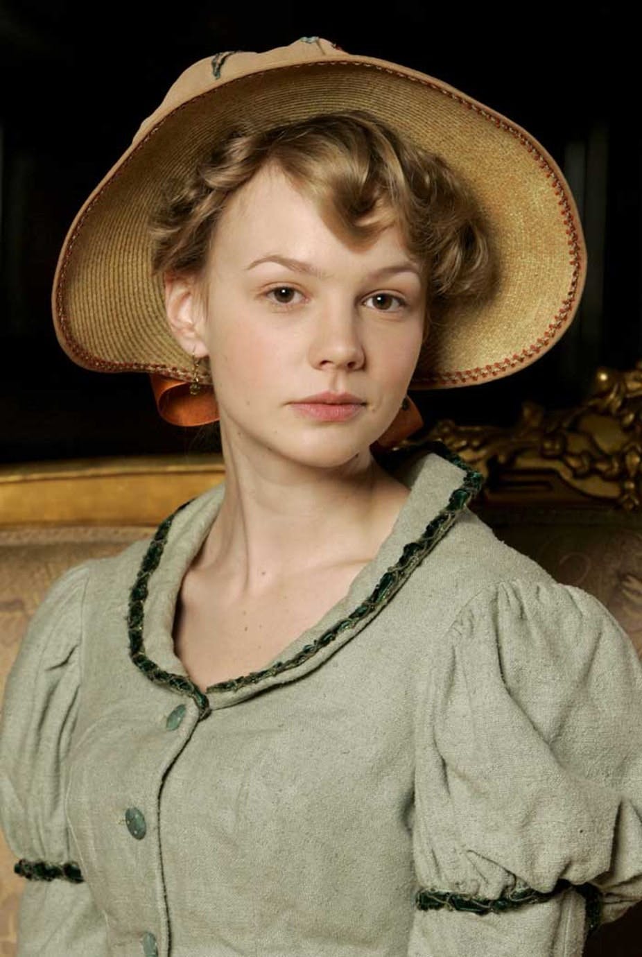 Sådan så Carey Mulligan ud som helt ung