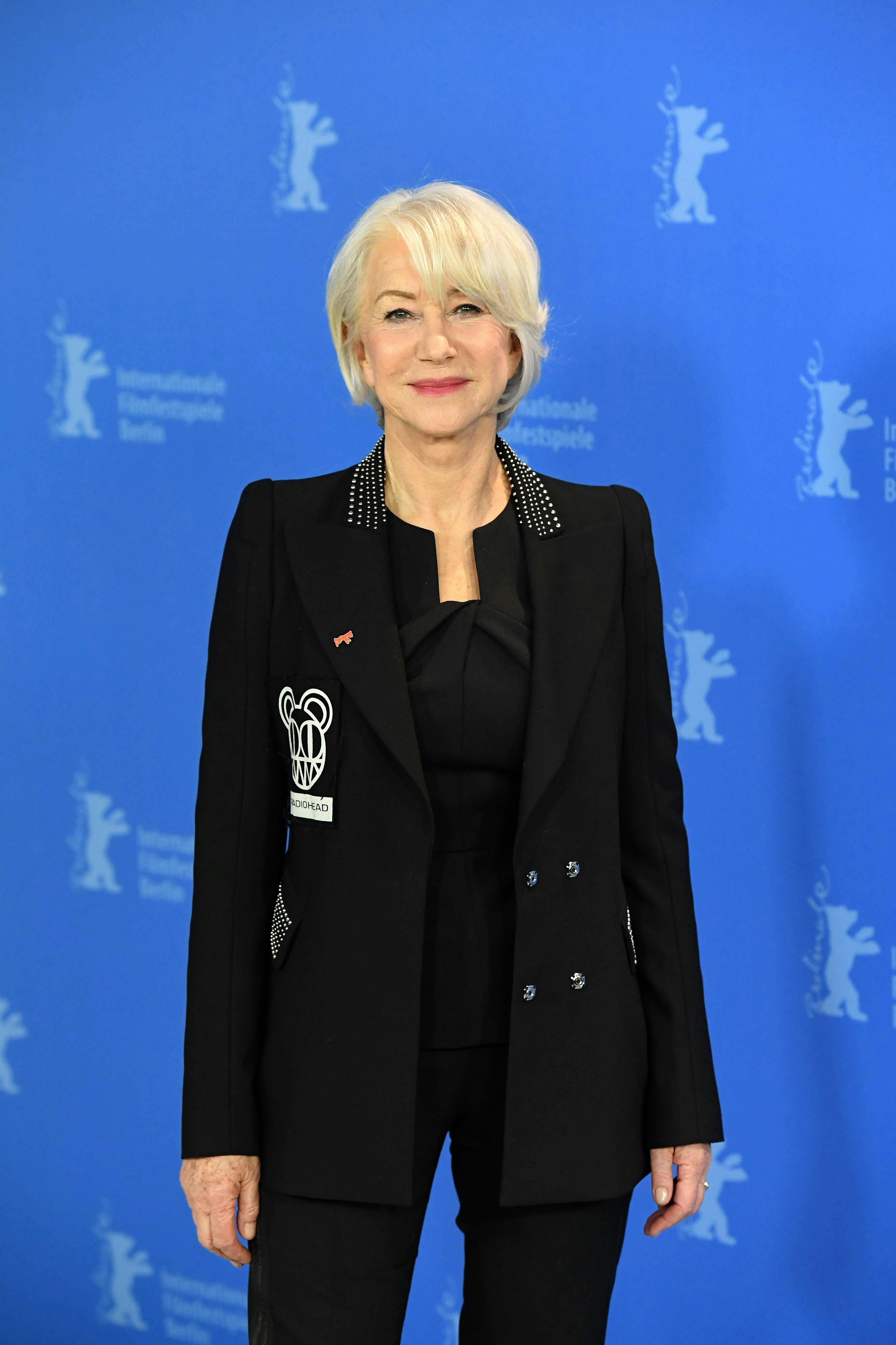 Helen Mirren er 74 år i dag og skuespilleren sætter ikke farten ned