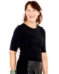 https://imgix.femina.dk/knap-basic-shirt.jpg