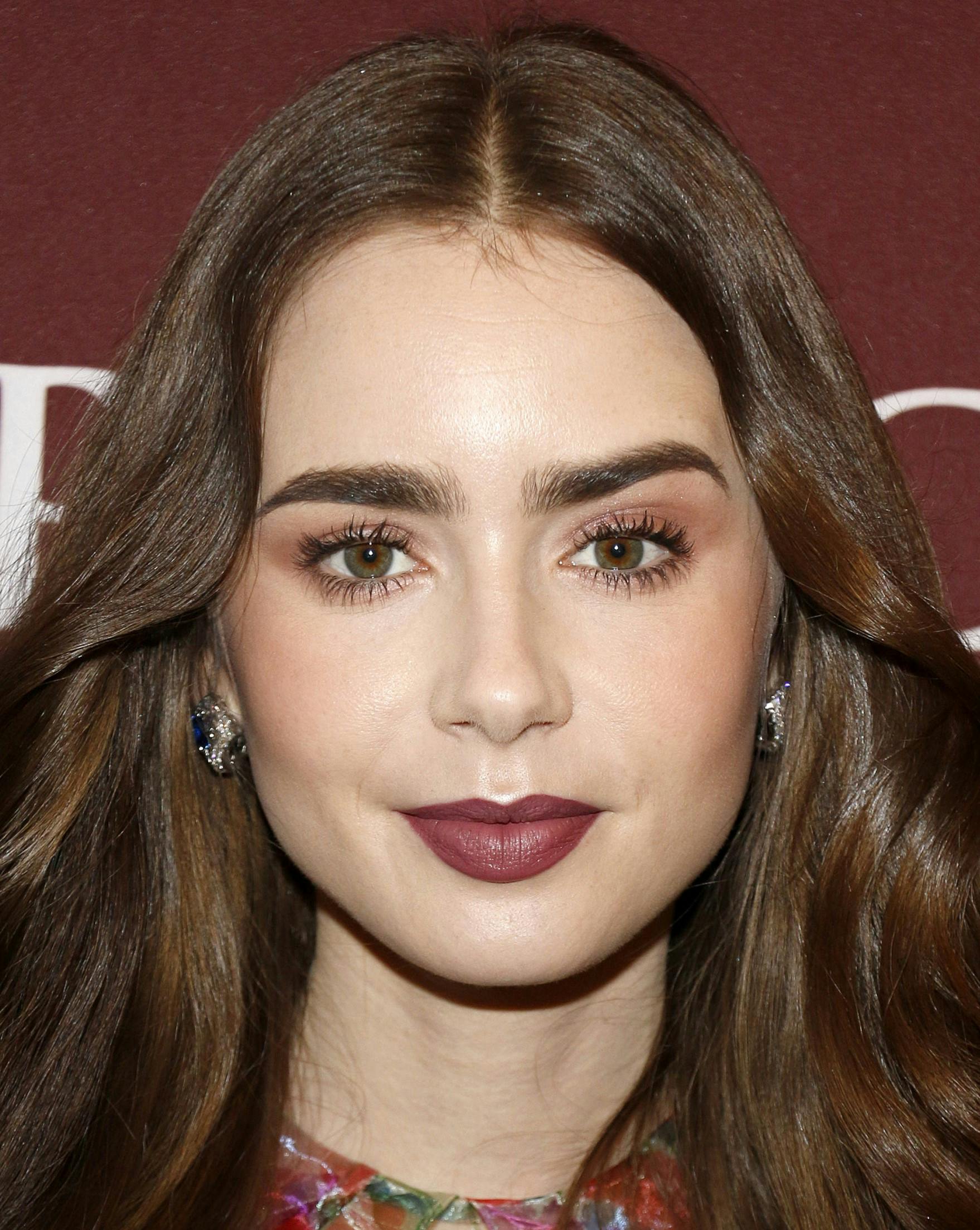 https://imgix.femina.dk/lily_collins_mega_beskaaret.jpg