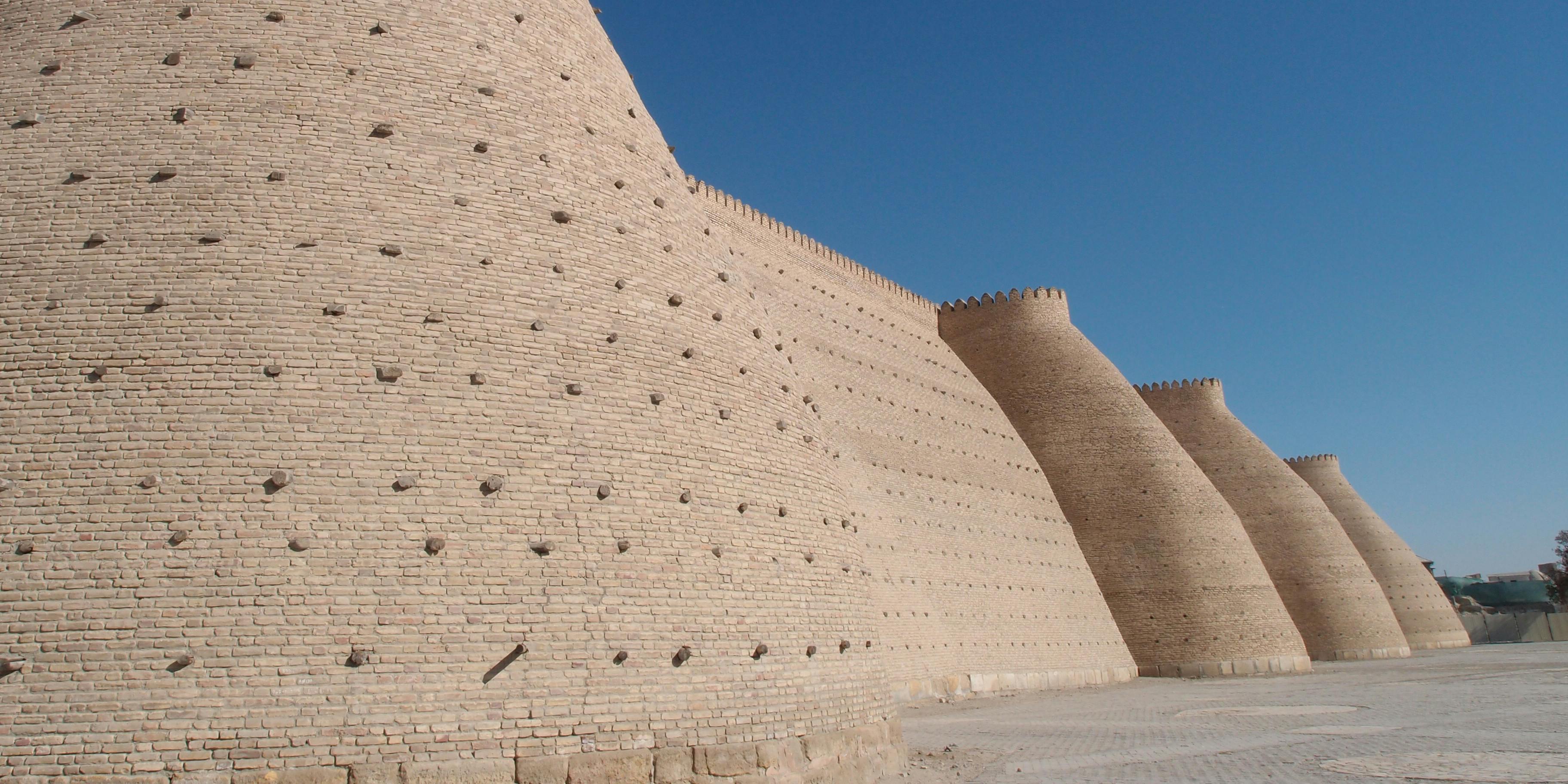 https://imgix.femina.dk/madogbolig/bukhara_fort_lise_kloch.jpg