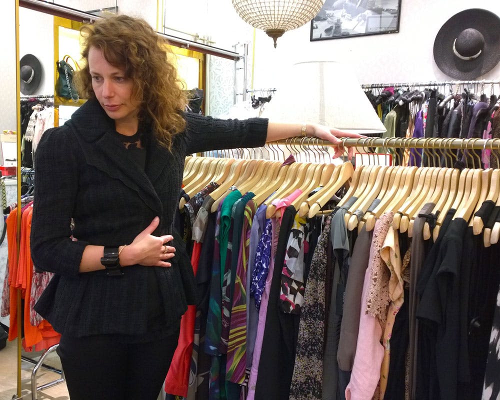 https://imgix.femina.dk/madogbolig/tusnelda-med-nina-ricci-jakke.jpg