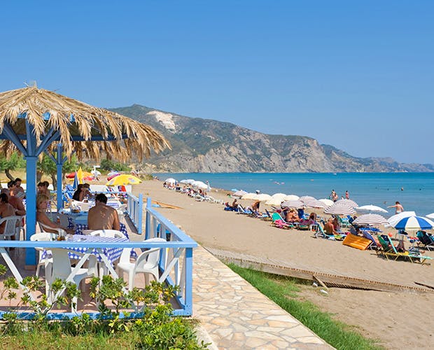 https://imgix.femina.dk/madogbolig/zakynthos.jpg