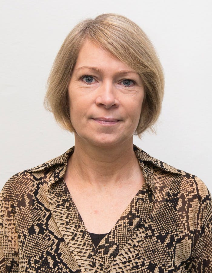 https://imgix.femina.dk/makeover-1_20.jpg