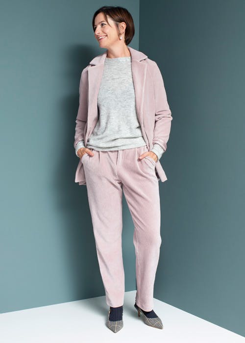 https://imgix.femina.dk/makeover-2_16.jpg