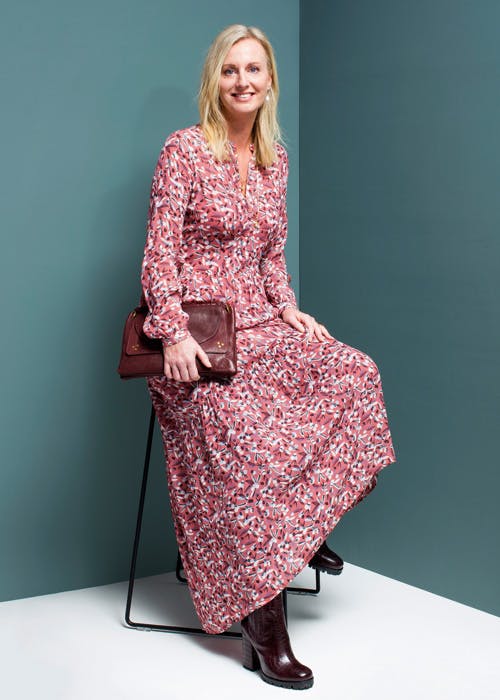https://imgix.femina.dk/makeover-4_20.jpg