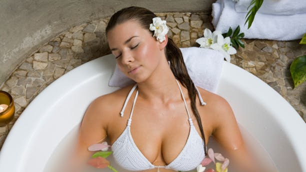 https://imgix.femina.dk/media/0e33e0368d6c400faa00d8be9407e646.jpg