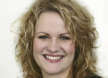 https://imgix.femina.dk/media/1f7a42fcb5d54e8a8a654d2d257acb32.jpg