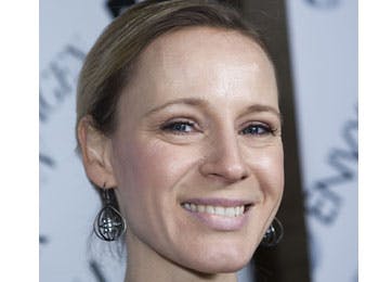 https://imgix.femina.dk/media/2b1be8bebc474e36bb36e74e37efe766.jpg