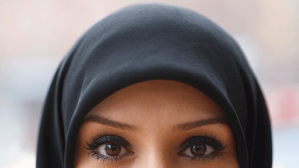https://imgix.femina.dk/media/6c20ecbf5c3c452fa4cb68ae473a110d.jpg