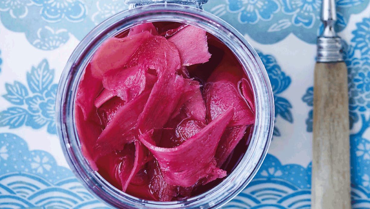 https://imgix.femina.dk/media/article/1216-sushi-syltet-ingefaer.png