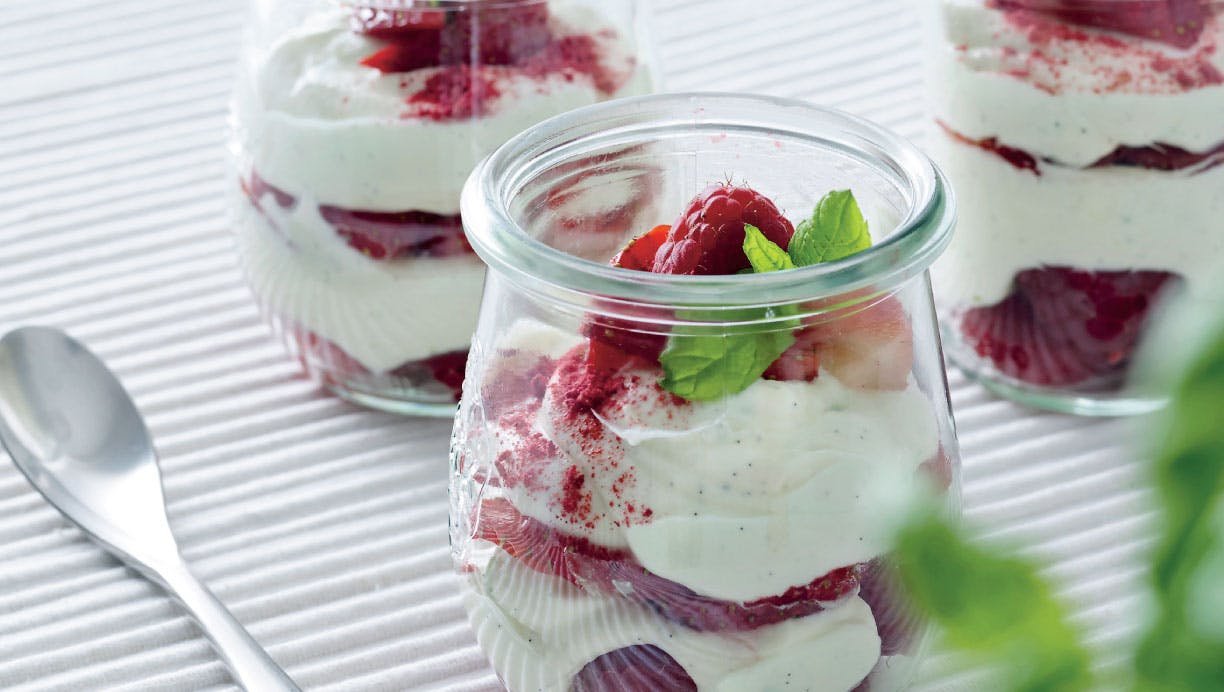https://imgix.femina.dk/media/article/1427-gaestemad-dessert.jpg