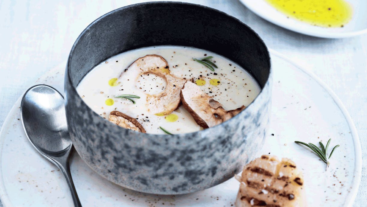 Sådan laver du lækker Jordskokkesuppe