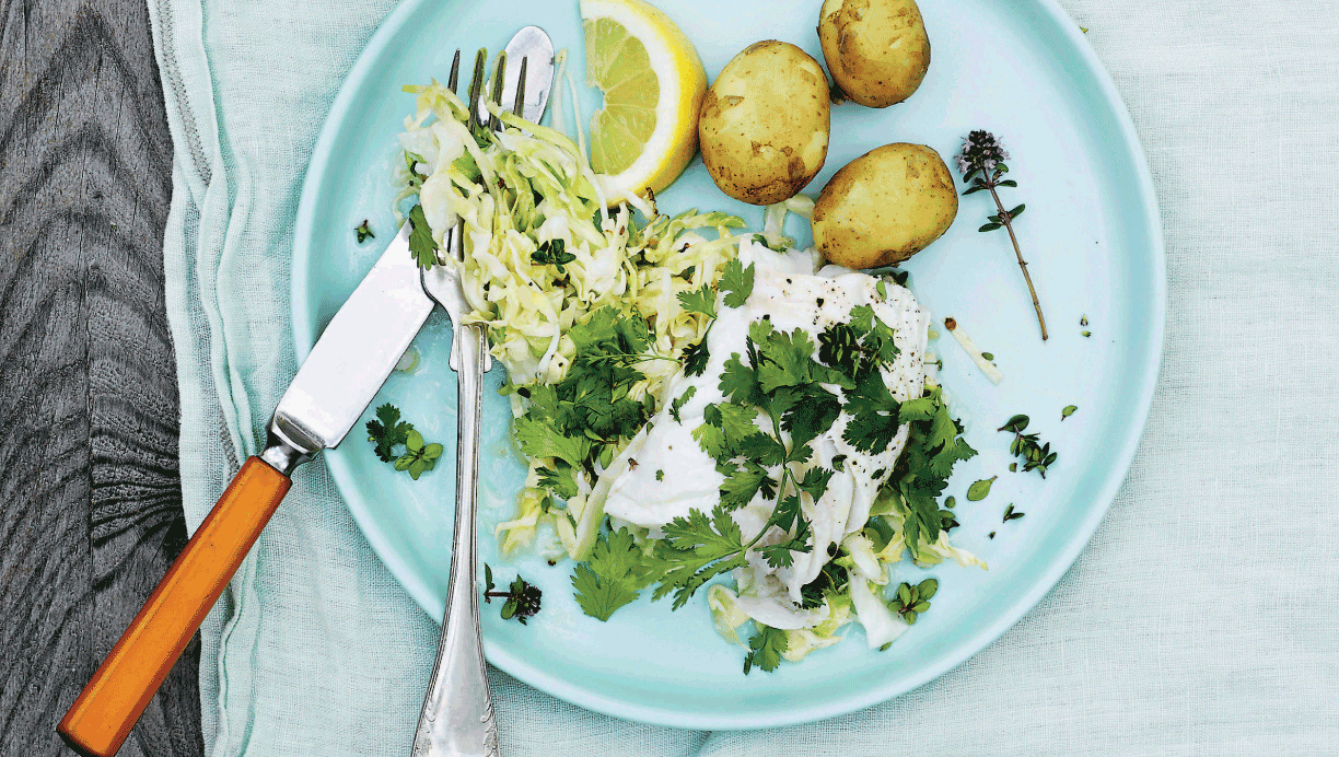 Bagt torsk med dampet spidskål og koriander