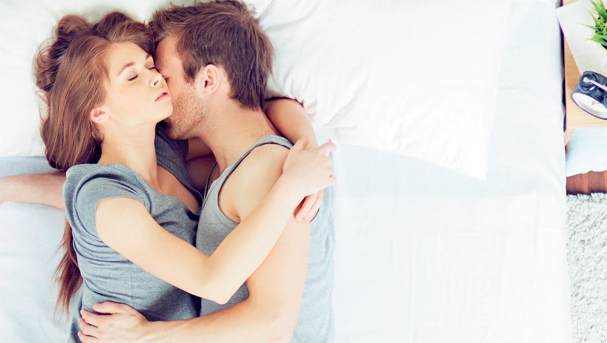 Forskere har sammenlignet data fra 28.000 mennesker, og kan på den baggrund konkludere, at mennesker, der har sex en gang om ugen, er lykkeligst