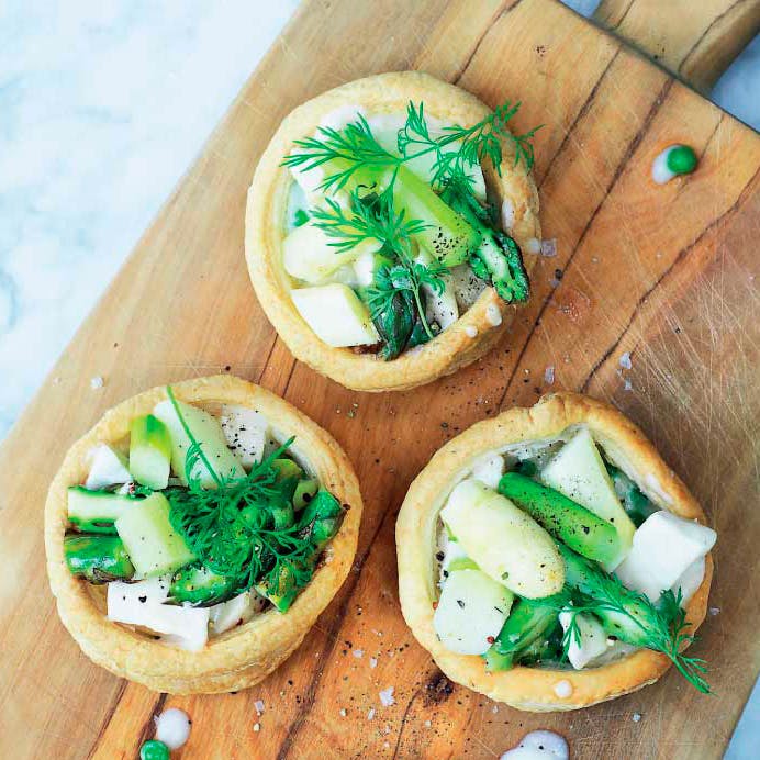 Ægte tarteletter med høns i asparges