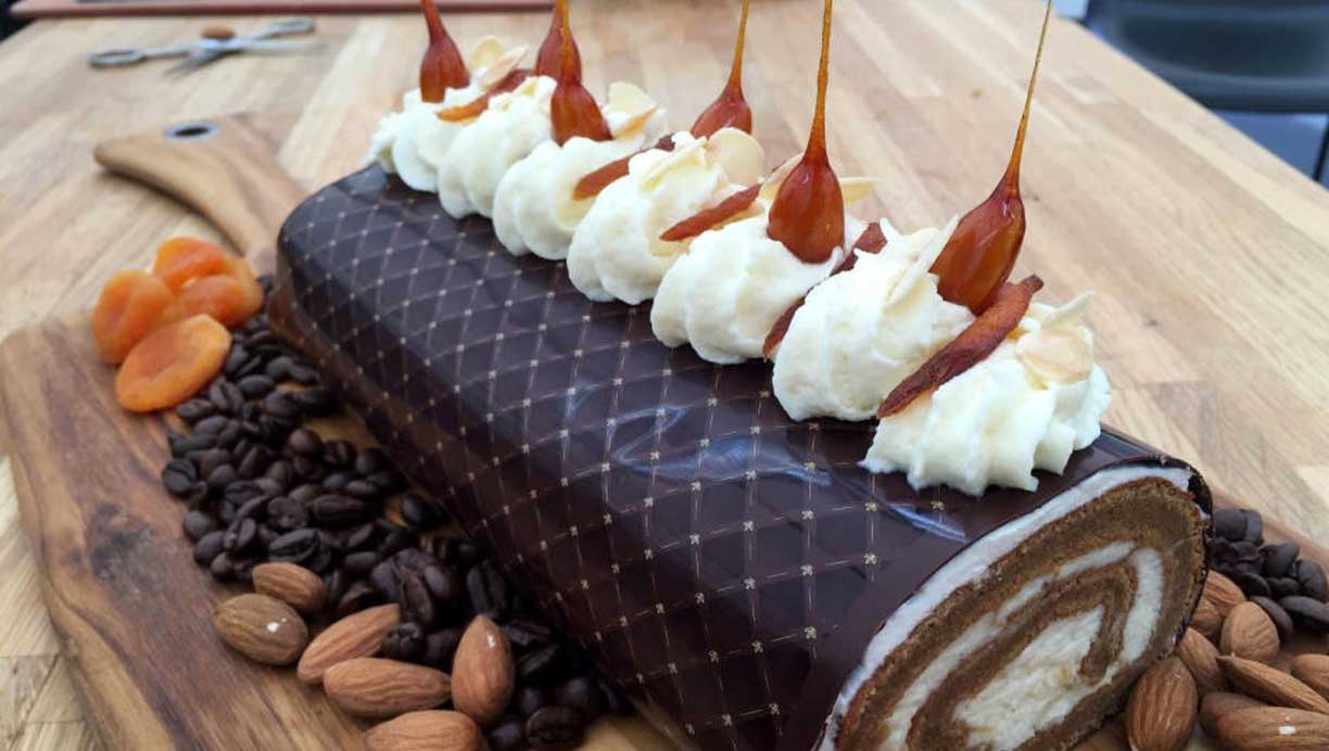 Mokka-roulade med Amaretto