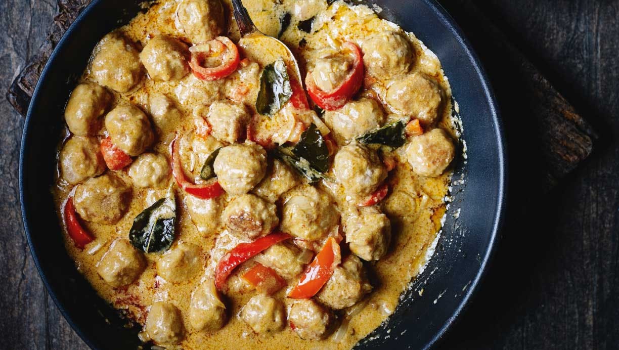 Panang curry med kyllingekødboller 