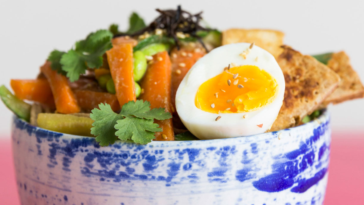 Soba-salat med tang og tofu