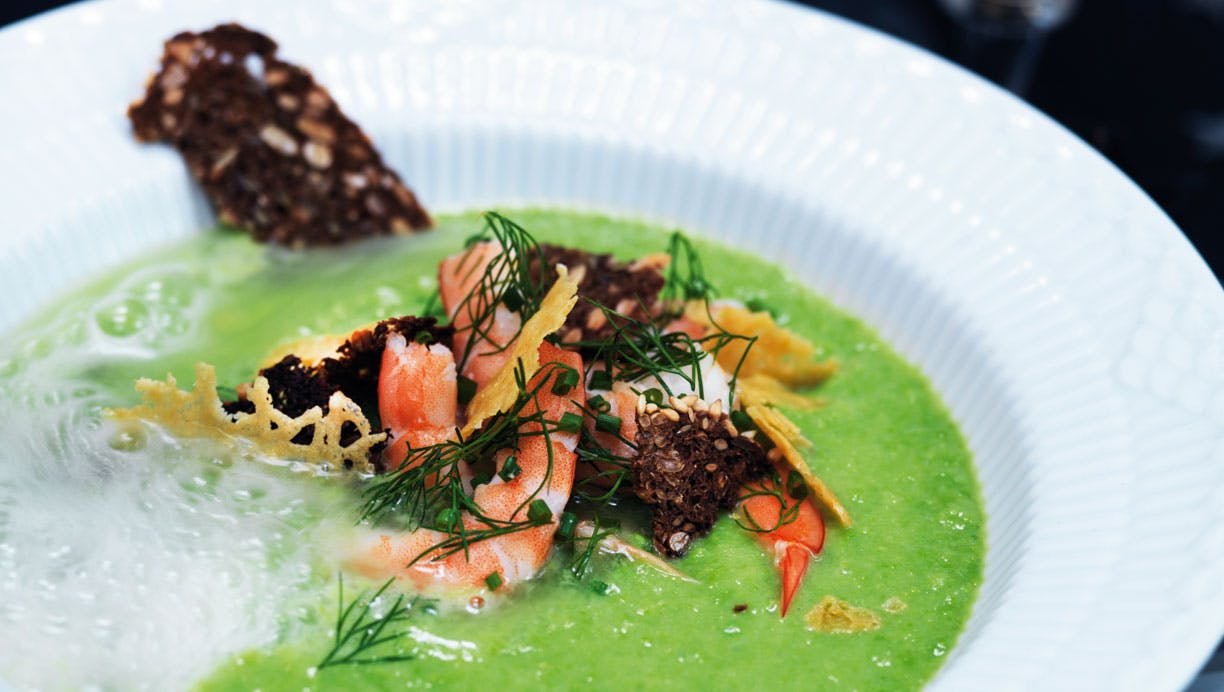 Den skønneste ærtesuppe med champagne - perfekt som forret!