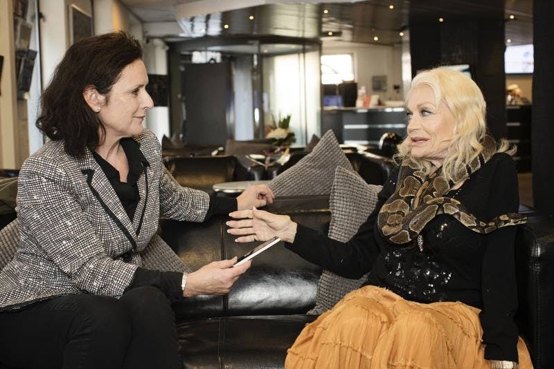 SSlangepigen Anniqa har været hjemme i Danmark og lancere en bog om sit liv