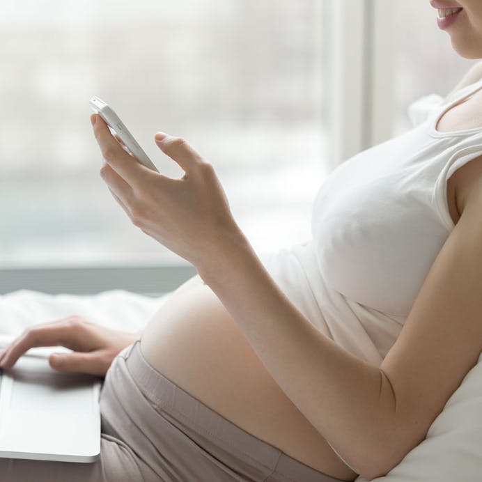 https://imgix.femina.dk/media/article/babyudstyr_2.jpg