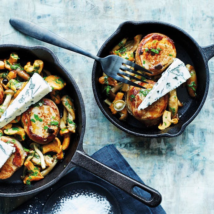 Bacon-medaljoner med svampe og gorgonzola