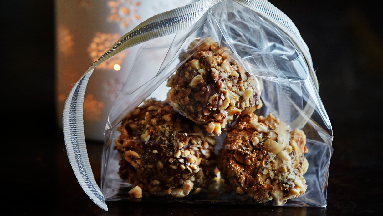 Bløde choko-kugler med nødder