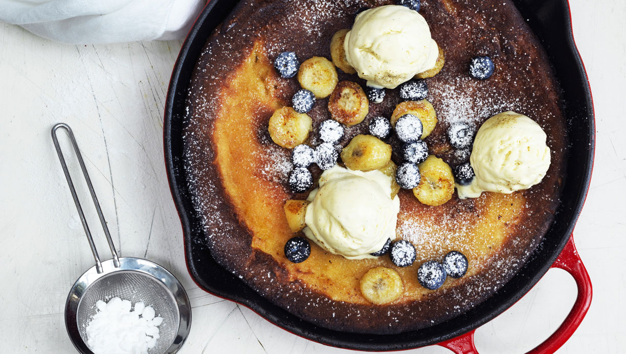 Dutch baby med bananer og is