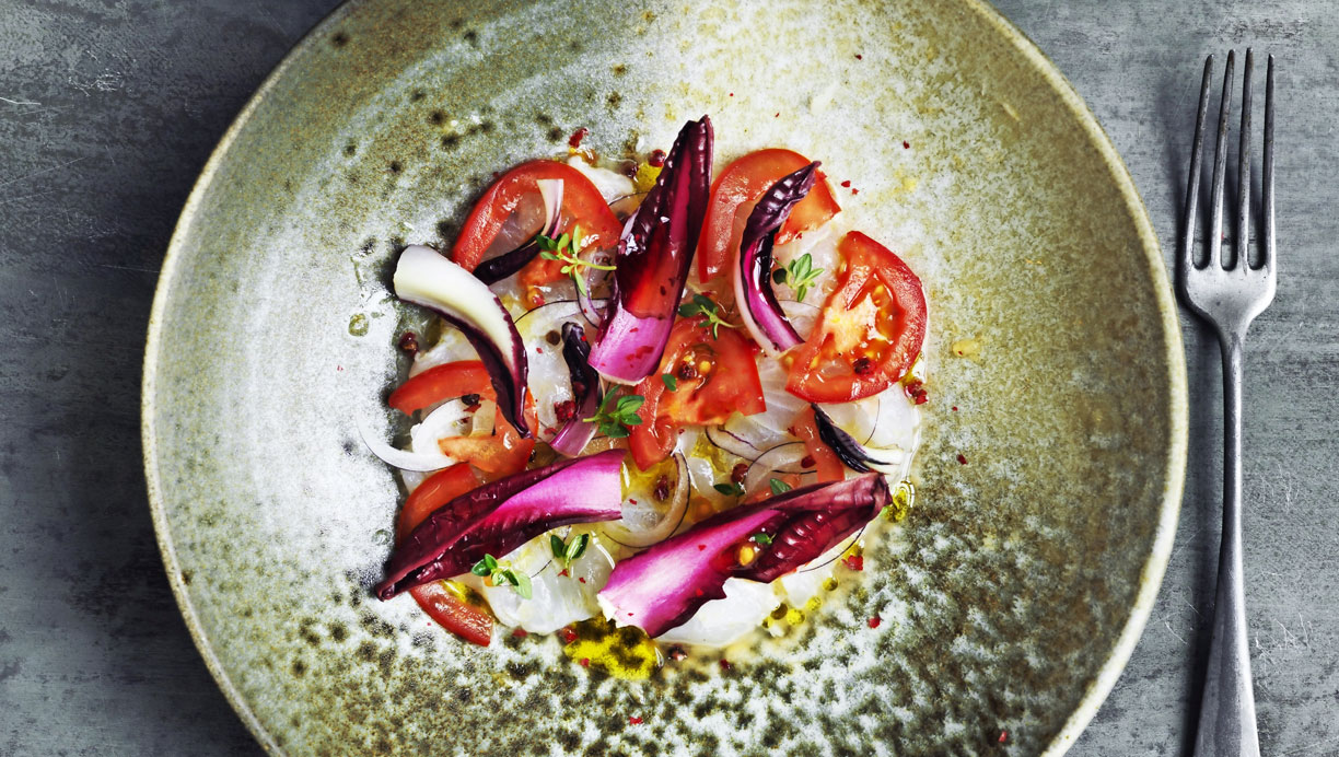 Frisk forret med torske-sashimi