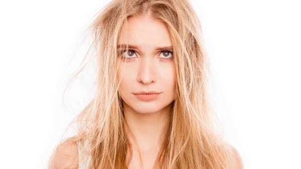 Brug tørshampooen rigtigt til dit hår