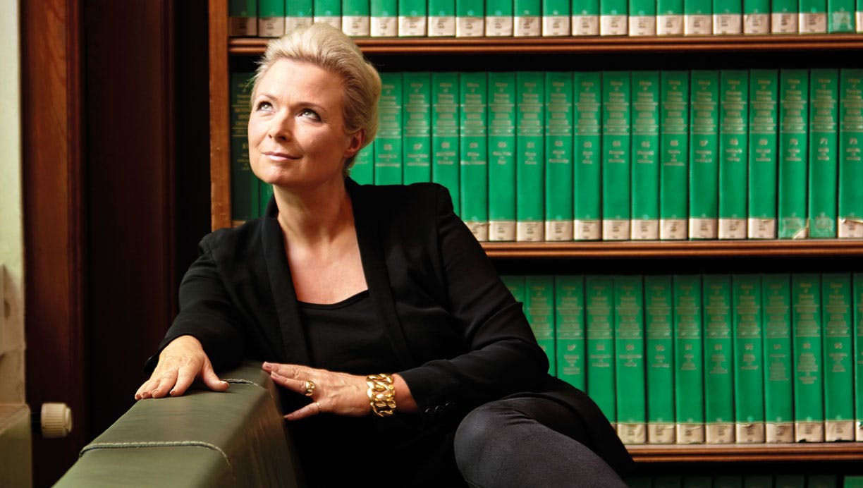 https://imgix.femina.dk/media/article/helle2.jpg