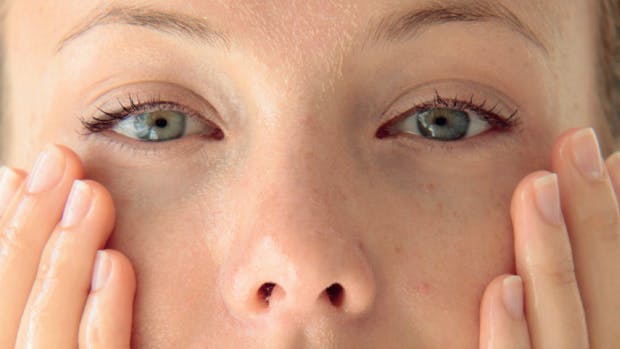 Hudpleje, pigmentforandringer, slap hud: Plej din hud efter din alder