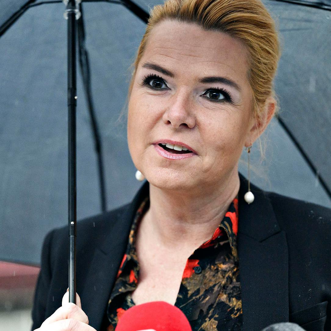 https://imgix.femina.dk/media/article/inger_stojberg.png